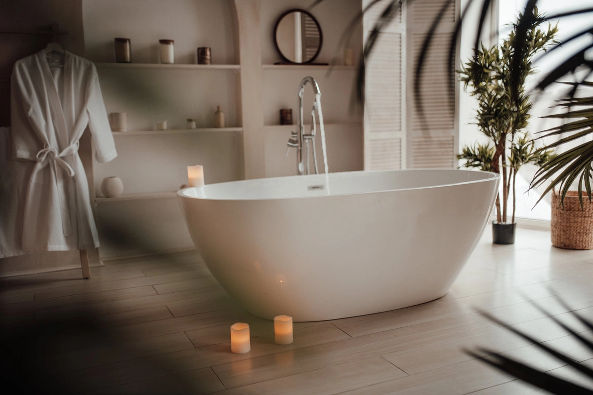 Łazienka w stylu SPA – czym się charakteryzuje?